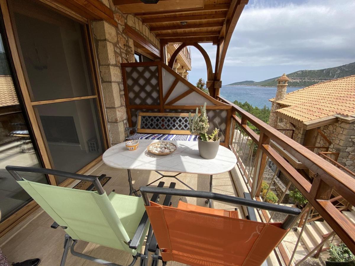 Two-Storey Mansion At The Sea Arkadiko Chorio Exterior foto